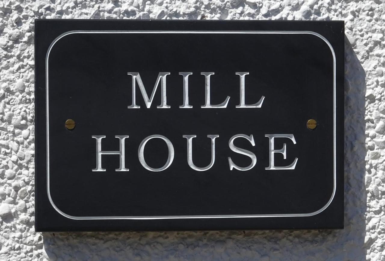 מורבה נבין Yr Hen Felin - The Old Mill B&B מראה חיצוני תמונה