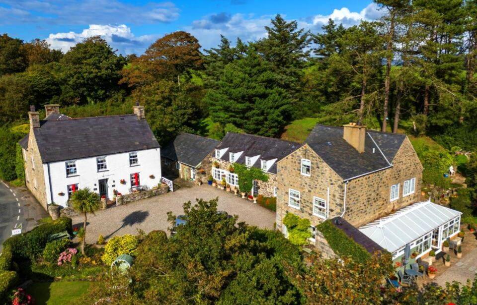 מורבה נבין Yr Hen Felin - The Old Mill B&B מראה חיצוני תמונה