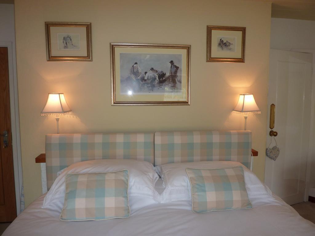 מורבה נבין Yr Hen Felin - The Old Mill B&B מראה חיצוני תמונה