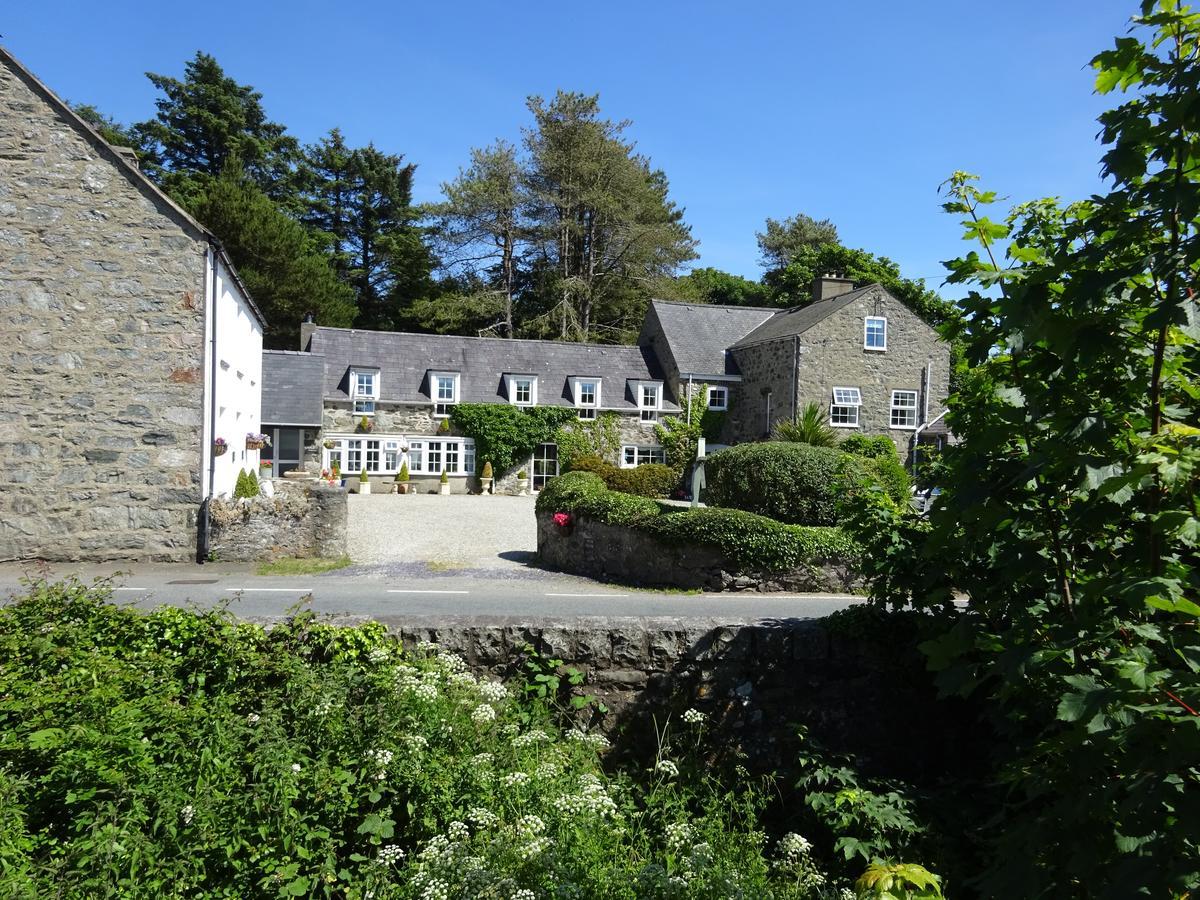 מורבה נבין Yr Hen Felin - The Old Mill B&B מראה חיצוני תמונה